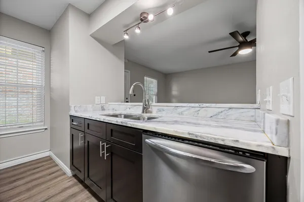 $279,500 | 1240 Barton Hills Drive, Unit 105, Austin, TX 78704