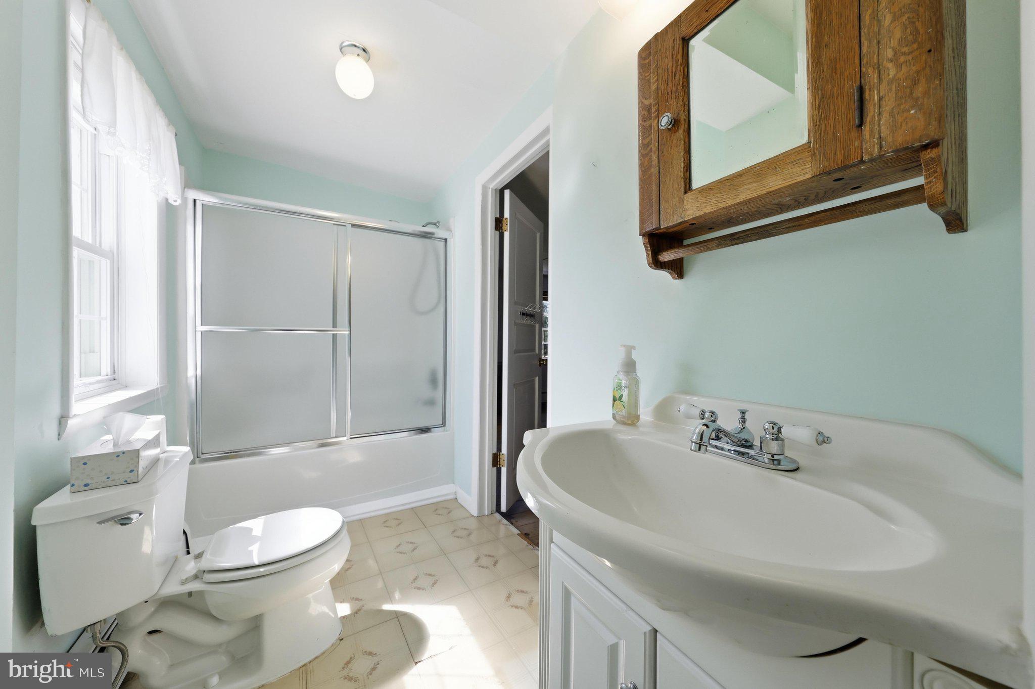 11801 Warner Road Keymar, MD 21757 - Photo 41 of 71 Hall Bathroom