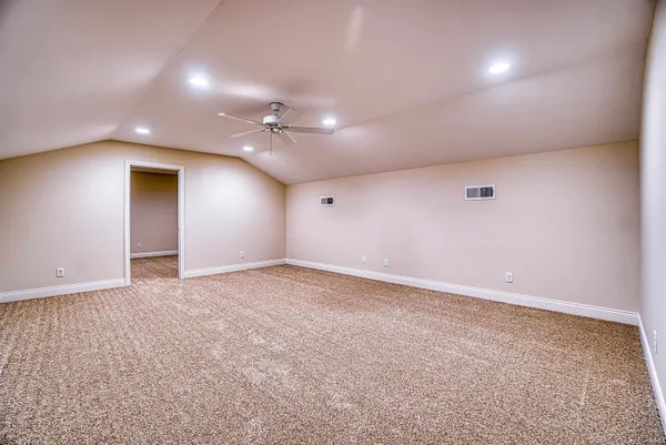 $430,000 | 3060 White Oak Trail, Newburgh, IN 47630