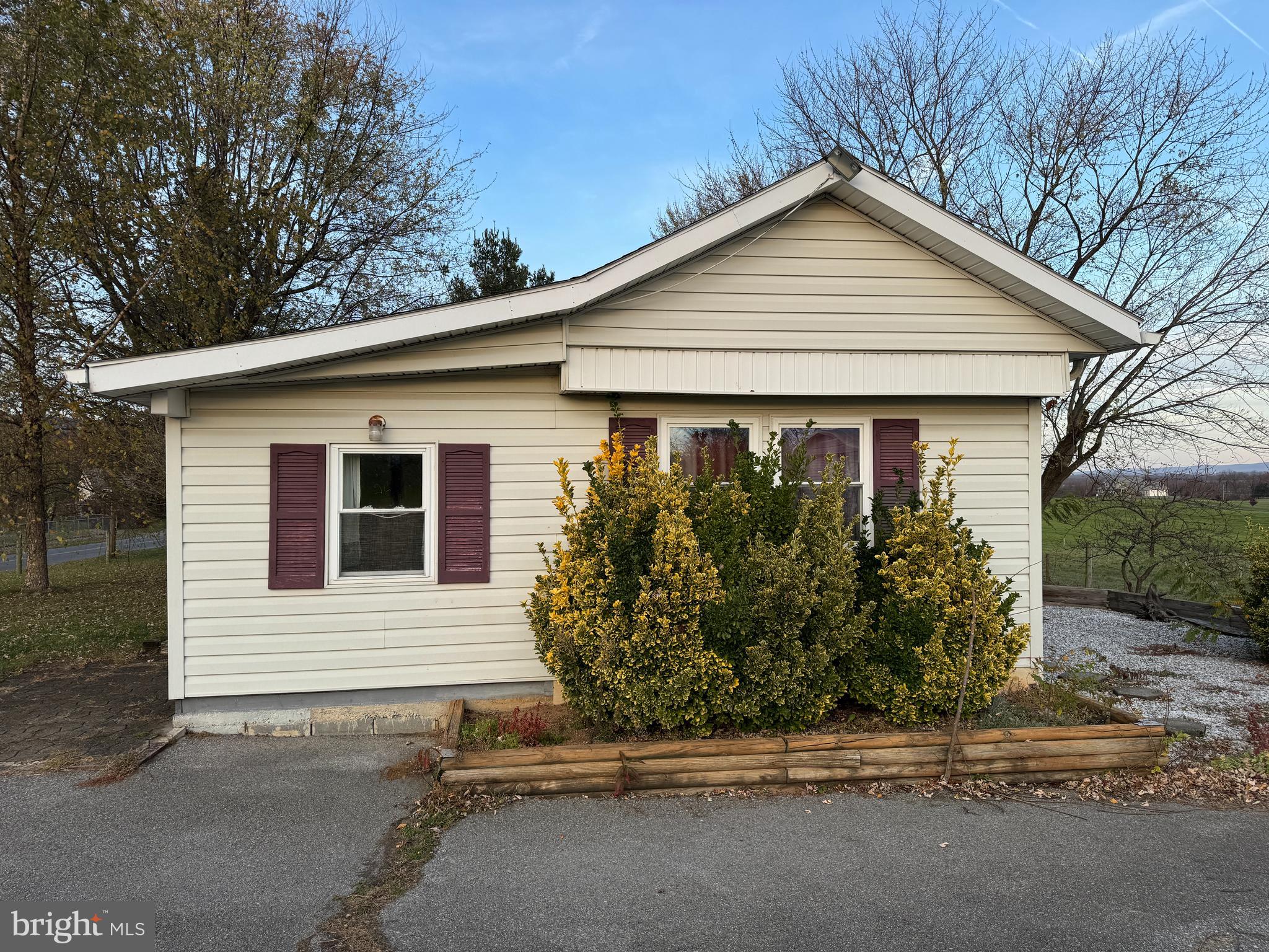 8952 Mt Olivet Road Chambersburg, PA 17202 - Photo 10 of 54 Gallery Image 10