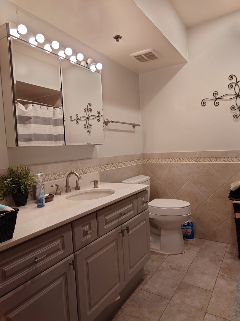 8650 North Shermer Road, Unit 306 Niles, IL 60714 - Photo 8 of 8