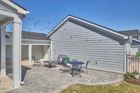 $825,000 | 1231 Gloriosa Street, Apex, NC 27523