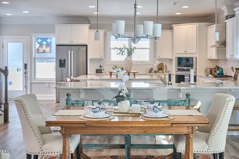 $825,000 | 1231 Gloriosa Street, Apex, NC 27523