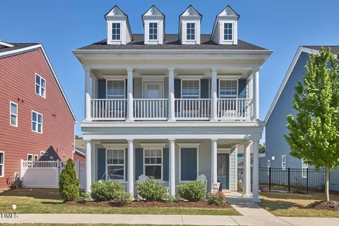 $825,000 | 1231 Gloriosa Street, Apex, NC 27523