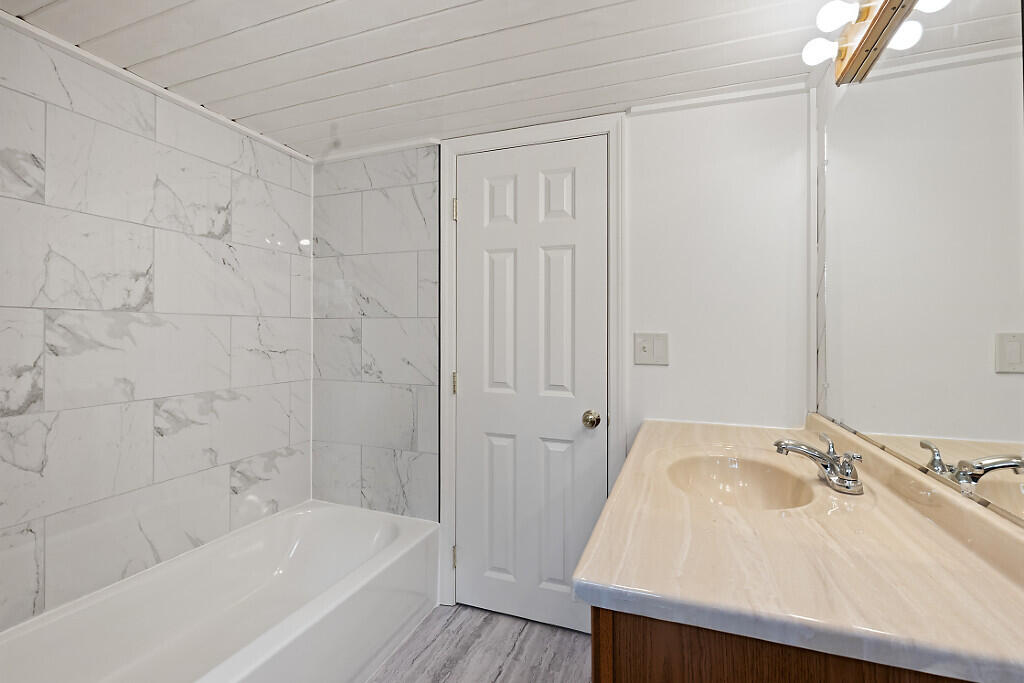 2823 Middle Road Sidney, ME 04330 - Photo 57 of 107 134_BP5A0744_DxO_mls