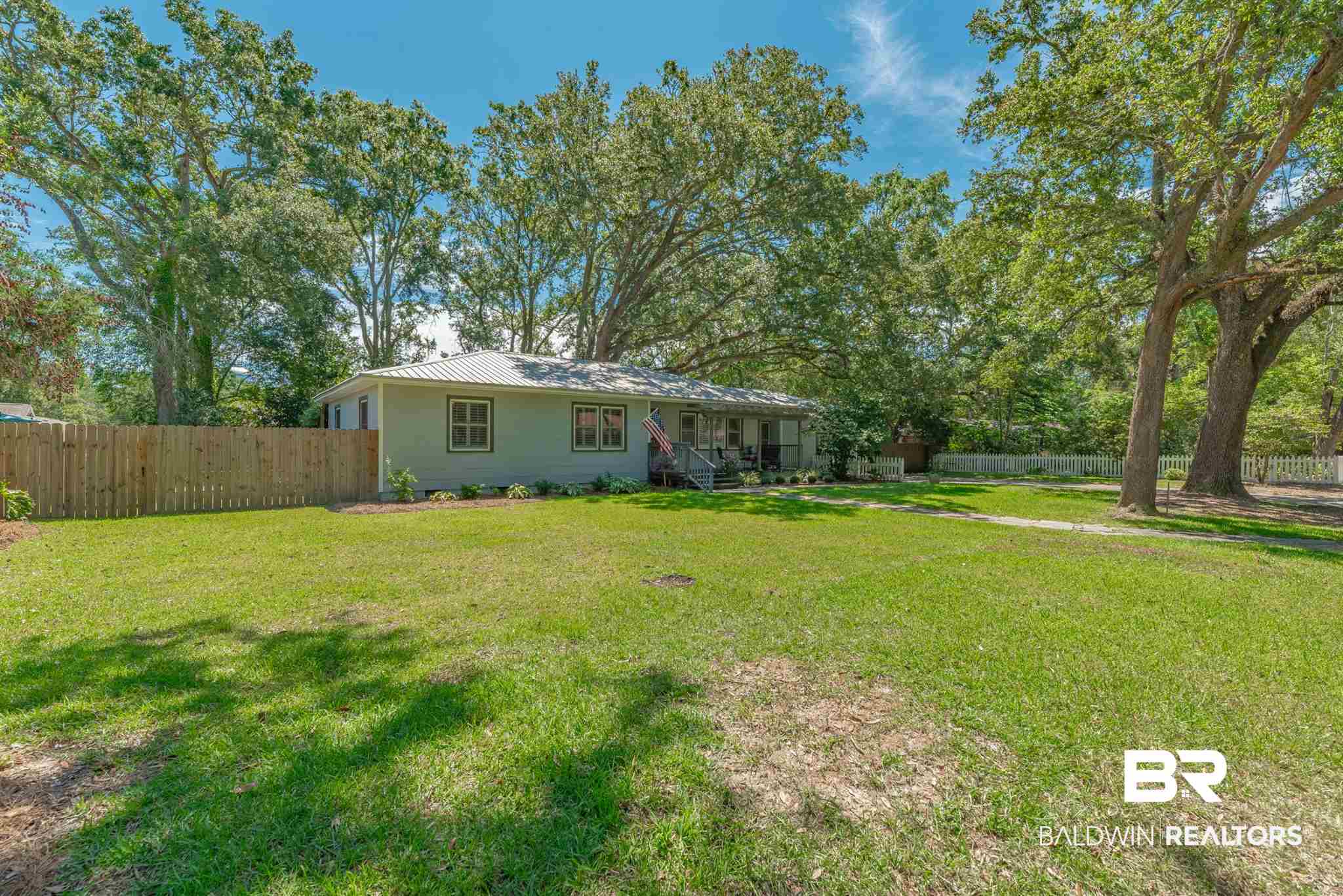 353 Azalea Street Fairhope, AL 36532 - Photo 41 of 49