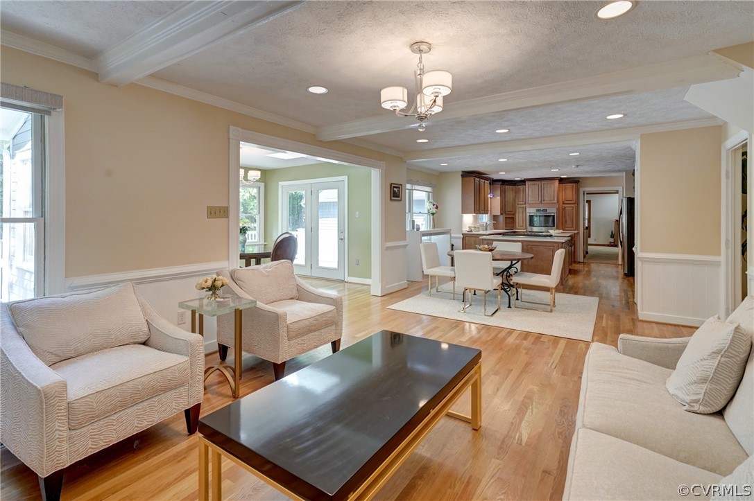 6004 Moss Creek Road Midlothian, VA 23112 - Photo 12 of 32 Family room, morning room, breakfast area, and kit
