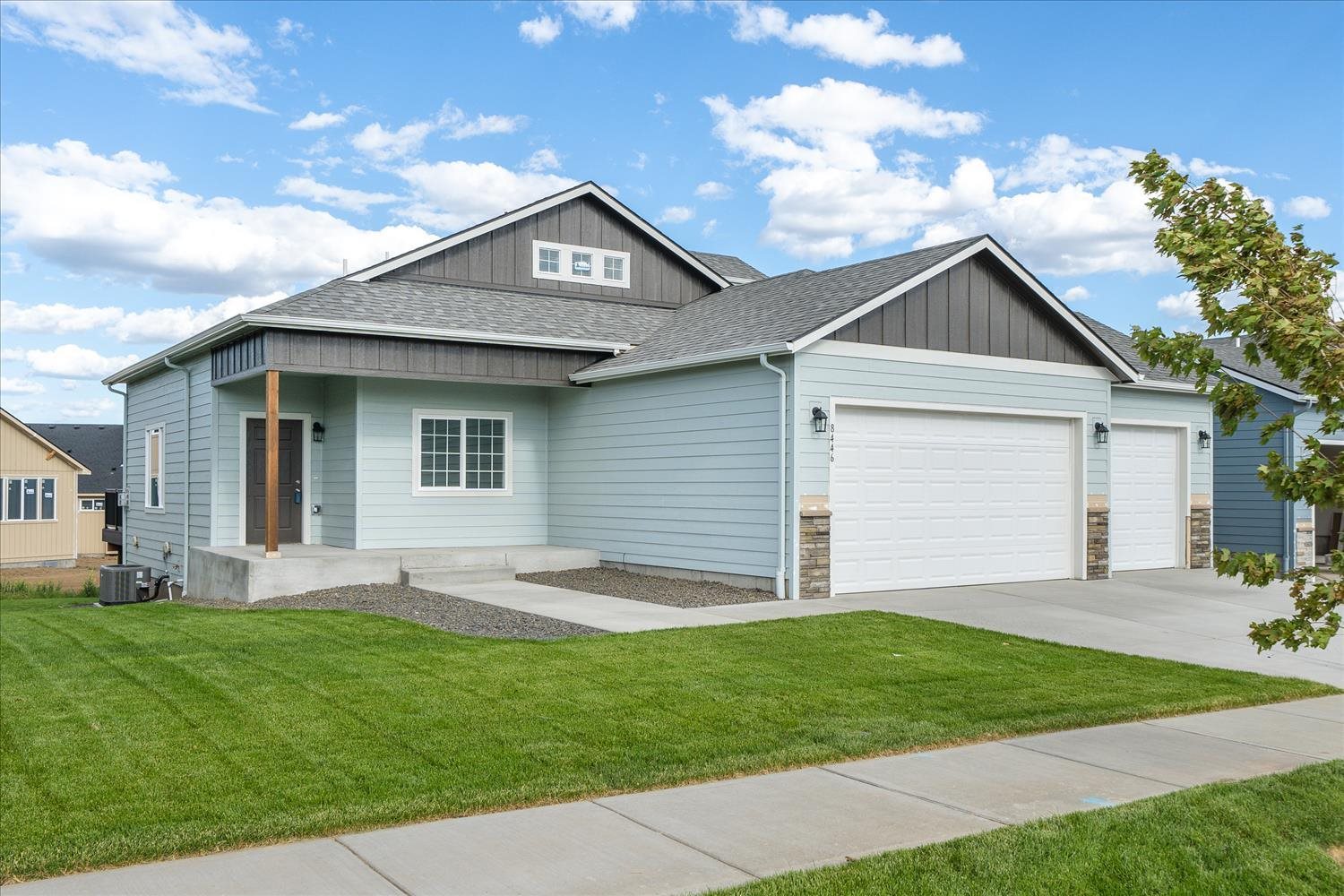8446 North Oak Street Spokane, WA 99208 - Photo 3 of 24 Gallery Image 3