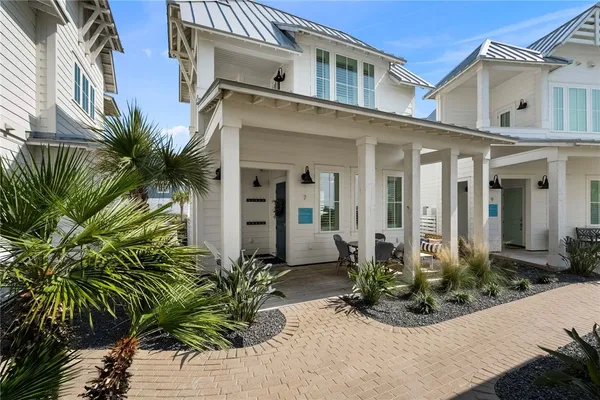 $698,000 | 214 Sunset Avenue, Unit 7, Port Aransas, TX 78373