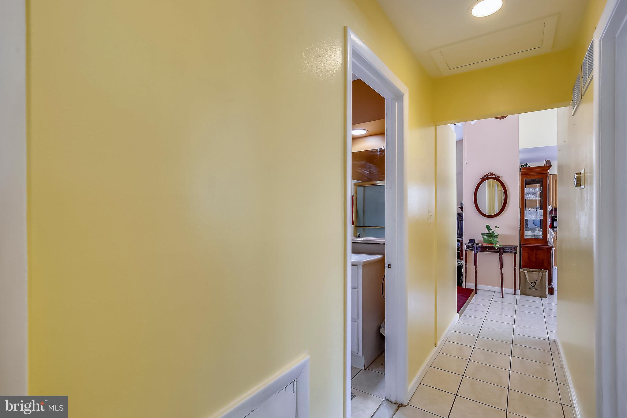 905 Hoyt Street Silver Spring, MD 20902 - Photo 18 of 36 Hallway from Bedrooms toward Living Space