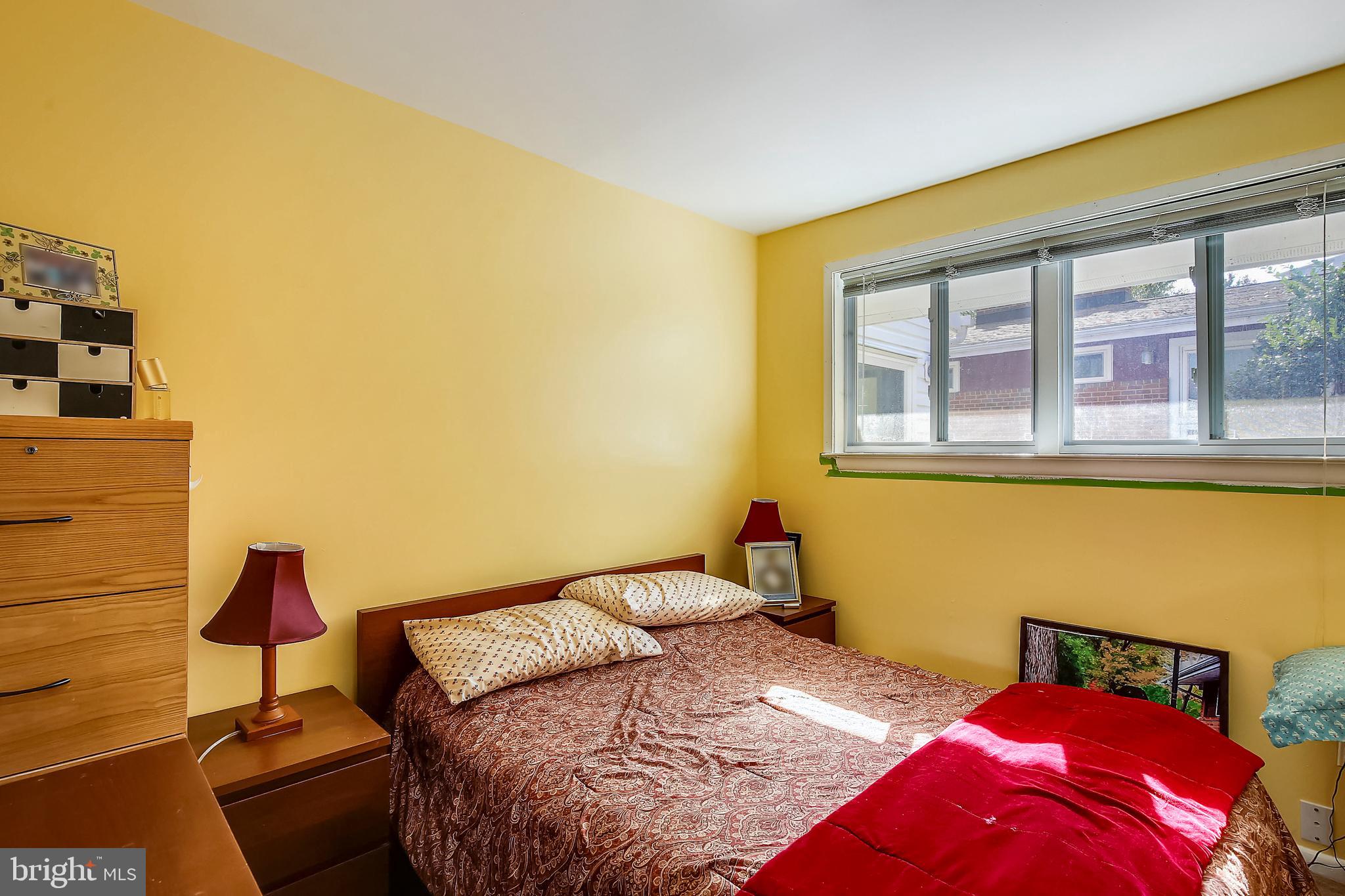 905 Hoyt Street Silver Spring, MD 20902 - Photo 20 of 36 Second Bedroom