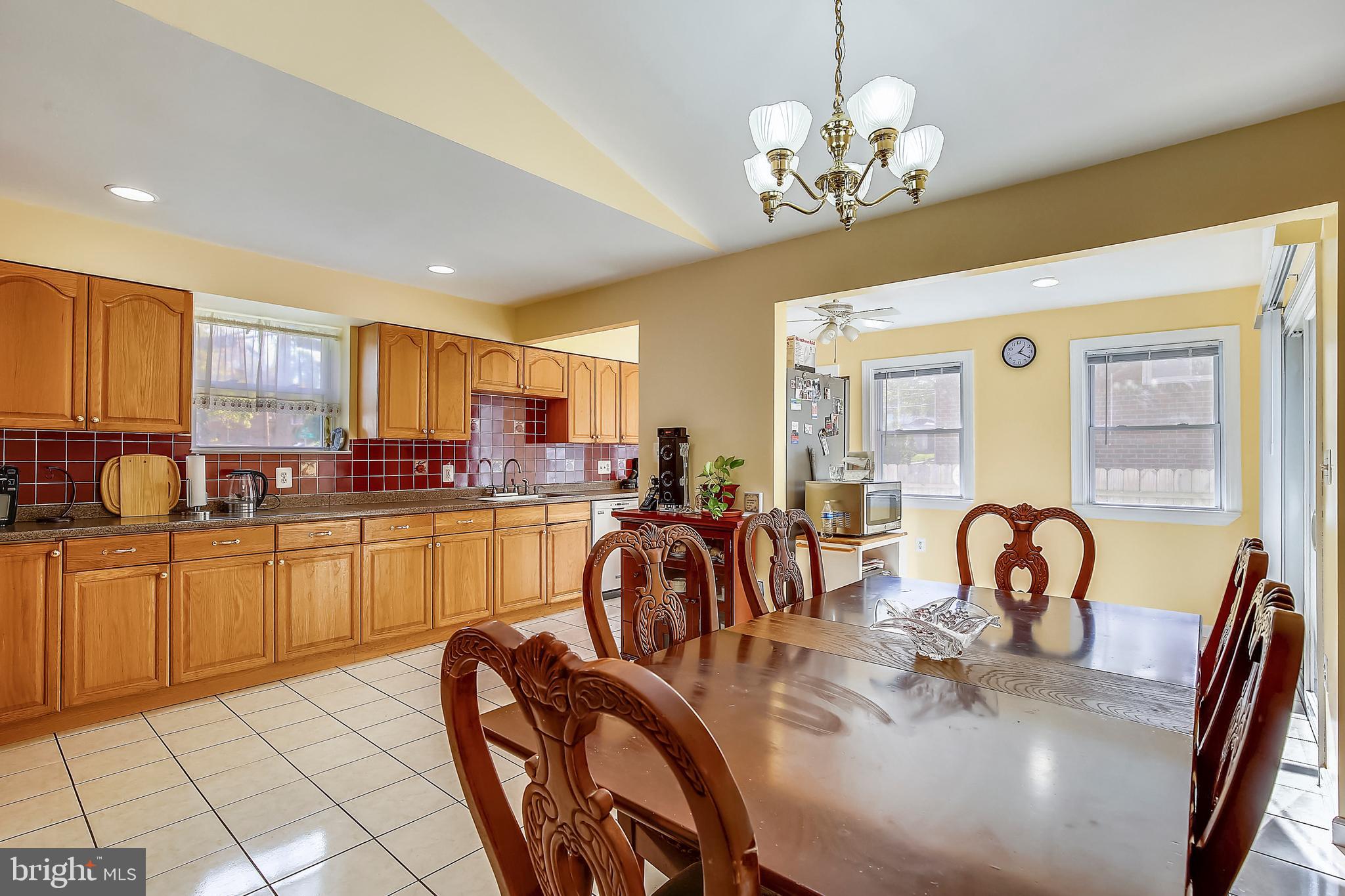 905 Hoyt Street Silver Spring, MD 20902 - Photo 4 of 36 Large Extended Kitchen
