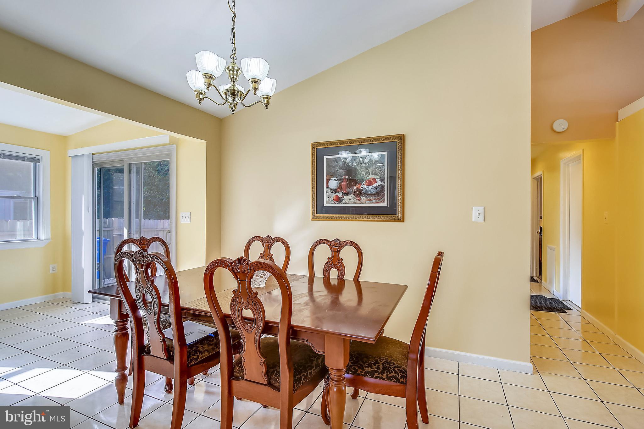 905 Hoyt Street Silver Spring, MD 20902 - Photo 9 of 36 Dining Room