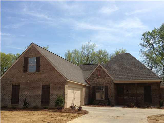 133 Fieldstone Lane Madison, MS 39110 - Photo 1 of 8 Front elevation