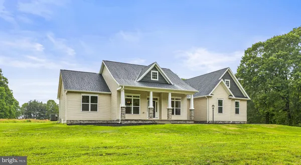 $800,000 | 3913 St Pauls Road, Manchester, MD 21102