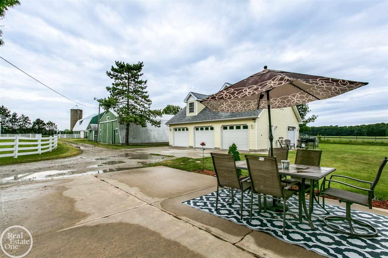 11148 Jeddo Road Yale, MI 48097 - Photo 4 of 39