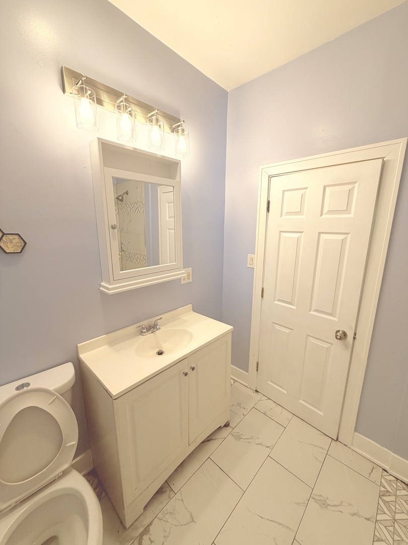 6508 South Carpenter Street, Unit 3 Chicago, IL 60621 - Photo 9 of 9