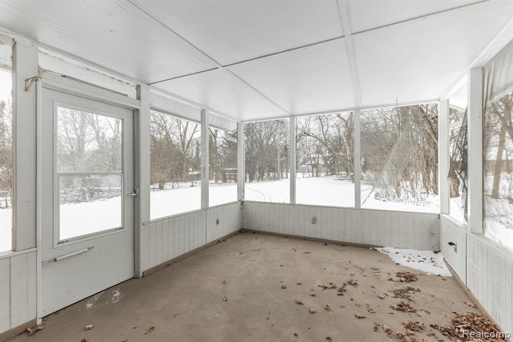 36309 Paddleford Road Farmington Hills, MI 48331 - Photo 21 of 32