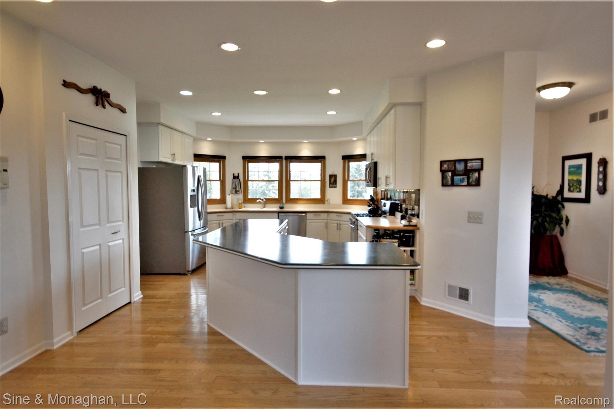2402 River Road St. Clair, MI 48079 - Photo 19 of 66 _MG_6127.JPG