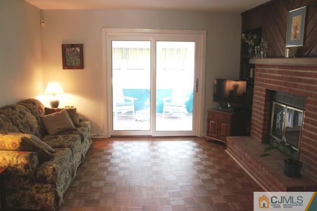 20 Pearl Road East Brunswick, NJ 08816 - Photo 11 of 24 Gallery Image 11