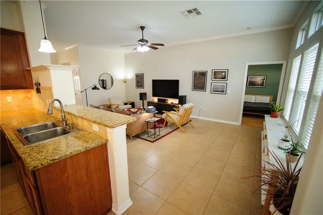 $325,000 | 7509 Exeter, Corpus Christi, TX 78414