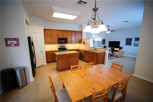 $325,000 | 7509 Exeter, Corpus Christi, TX 78414