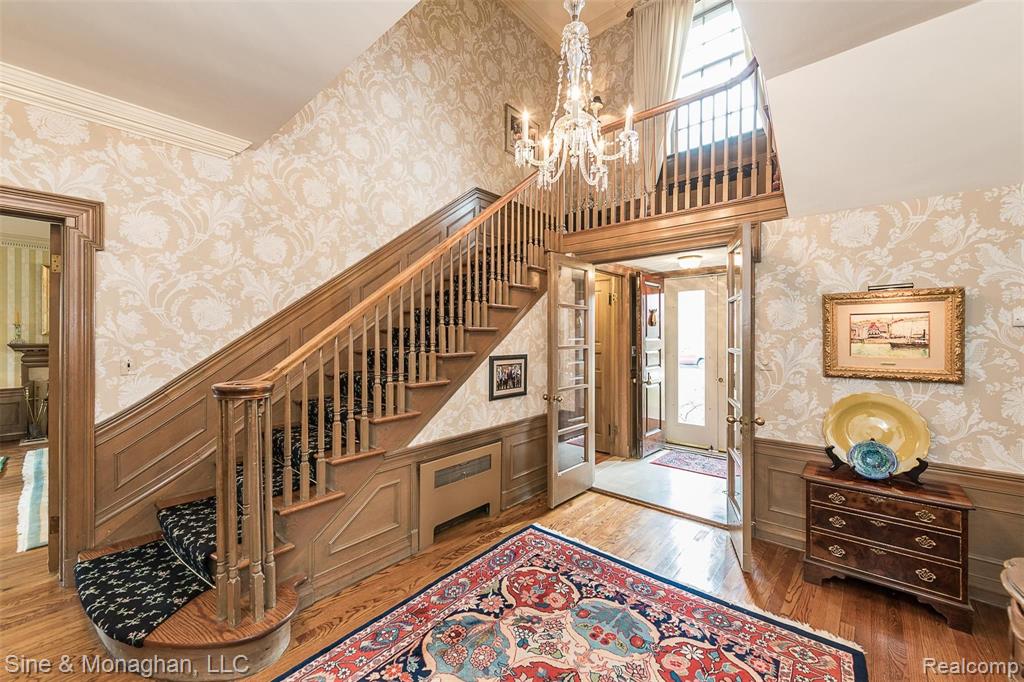 55 Lewiston Road Grosse Pointe Farms, MI 48236 - Photo 5 of 59