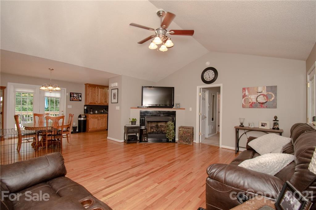 1732 Furnace Road Lincolnton, NC 28092 - Photo 8 of 24 Gallery Image 8