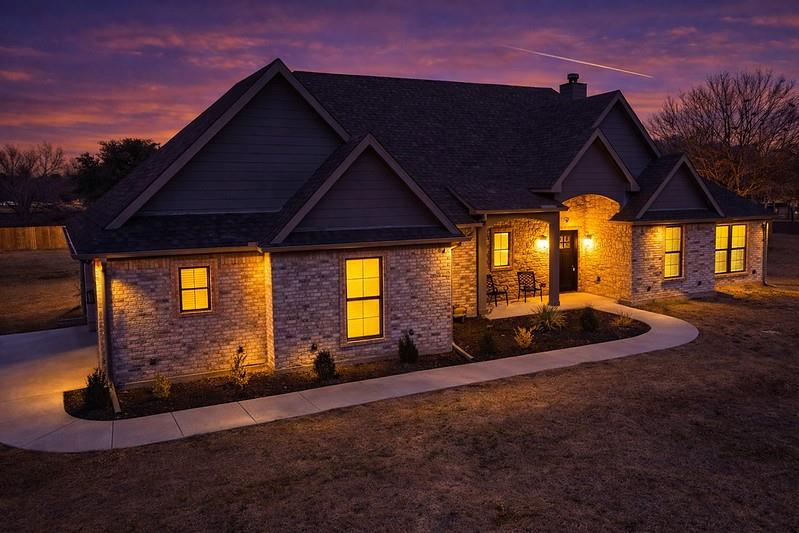 25 Pear Tree Lane Collinsville, TX 76233 - Photo 2 of 34