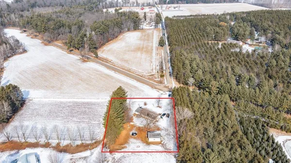 $289,900 | W7701 Cloverleaf Lake Road, Clintonville, WI 54929