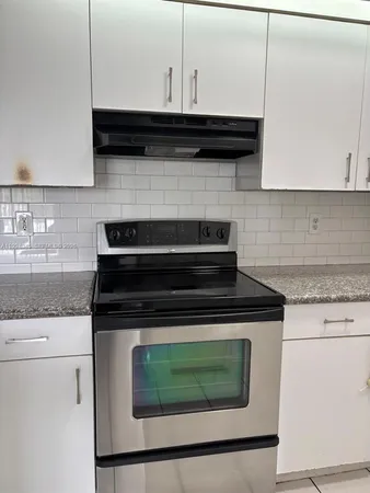 $2,250 | Villa Rustica Condominium, Hialeah, FL 33015