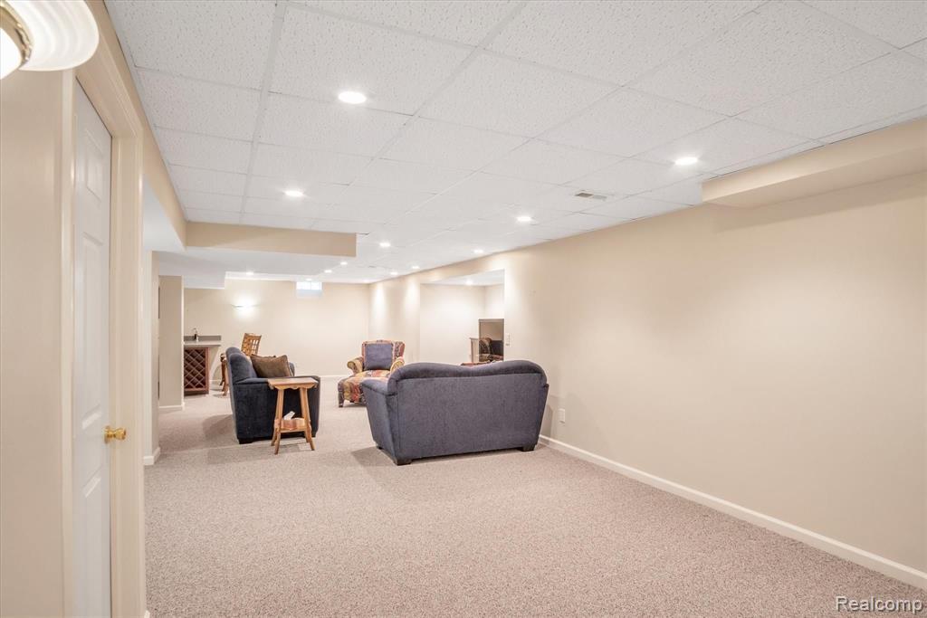 1806 Skyline Drive Rochester Hills, MI 48306 - Photo 47 of 62