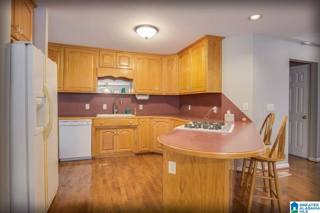 5120 Amber Hills Road Birmingham, AL 35210 - Photo 8 of 29