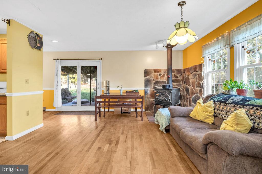 395 Sleepywoods Road Cross Junction, VA 22625 - Photo 4 of 29