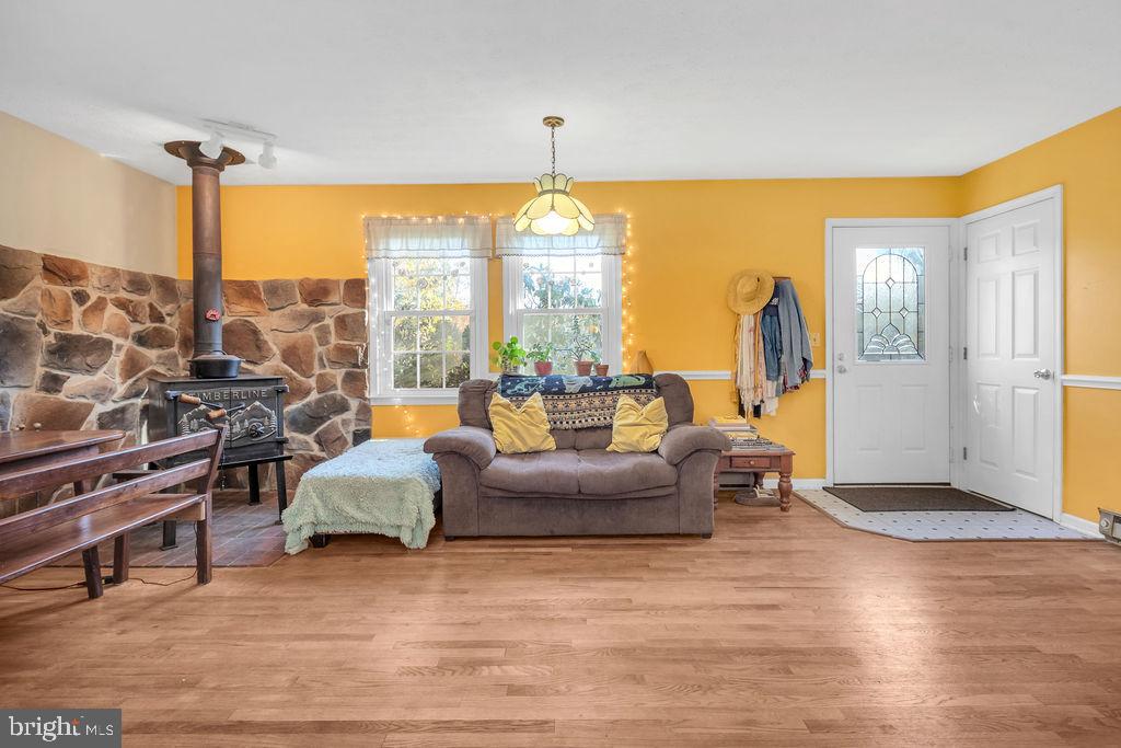 395 Sleepywoods Road Cross Junction, VA 22625 - Photo 6 of 29