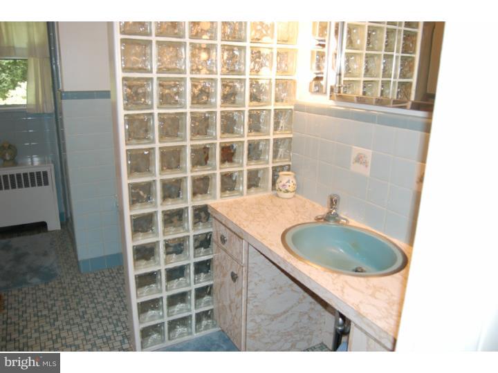 177 Locksley Road Glen Mills, PA 19342 - Photo 13 of 21 Gallery Image 13