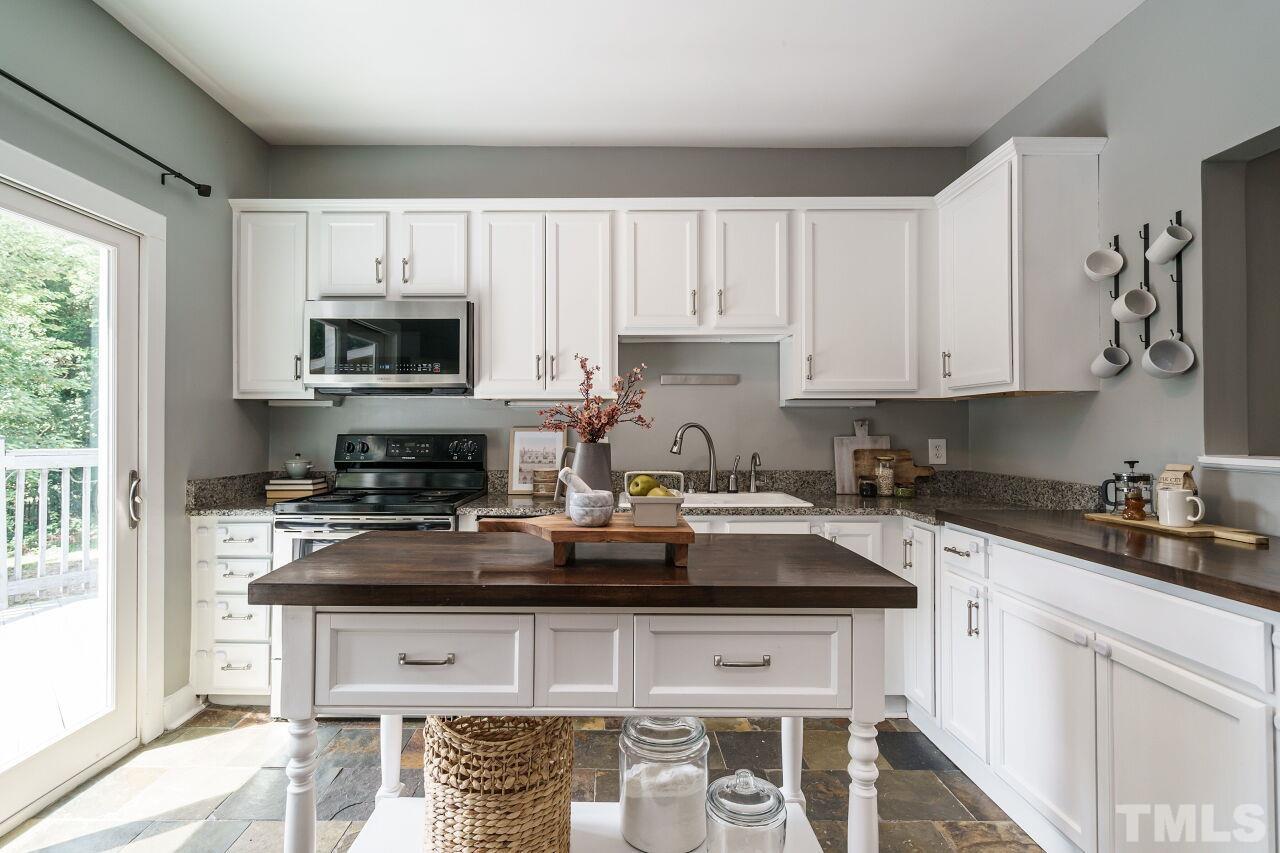 112 East Whitaker Mill Road Raleigh, NC 27608 - Photo 11 of 31
