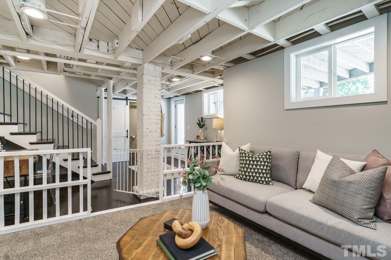 112 East Whitaker Mill Road Raleigh, NC 27608 - Photo 23 of 31