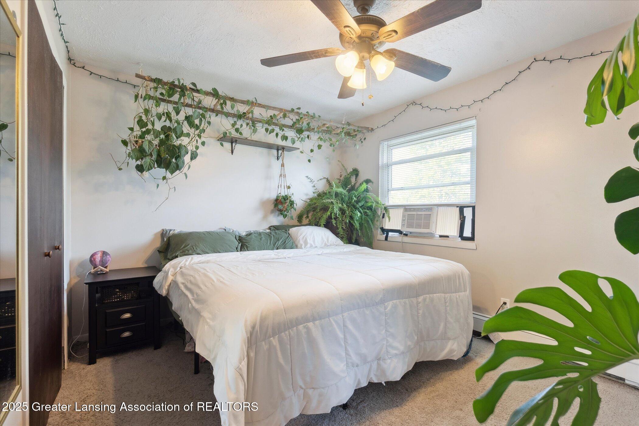 4787 South St Clair Road St. Johns, MI 48879 - Photo 19 of 56 19-4787-S-St-Clair-Rd-St-Johns-MI-48879-