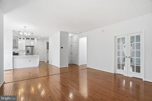 $1,025,000 | 7710 Cashland Court, Alexandria, VA 22315