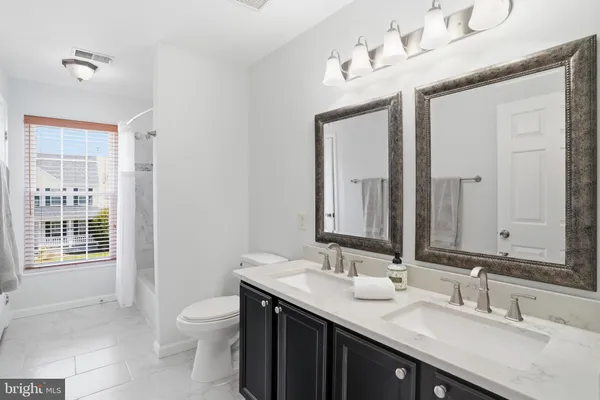 $1,025,000 | 7710 Cashland Court, Alexandria, VA 22315