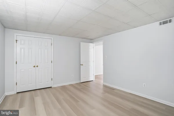 $1,025,000 | 7710 Cashland Court, Alexandria, VA 22315