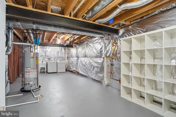 $1,025,000 | 7710 Cashland Court, Alexandria, VA 22315