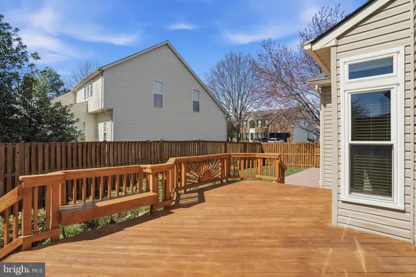 $1,025,000 | 7710 Cashland Court, Alexandria, VA 22315
