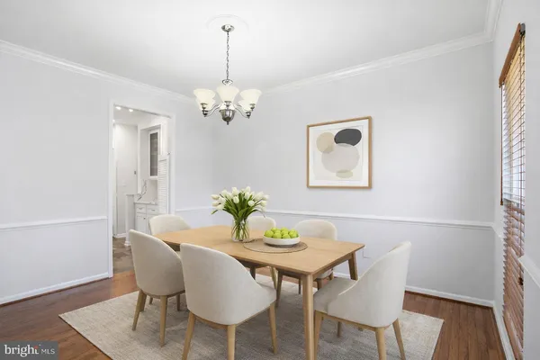 $1,025,000 | 7710 Cashland Court, Alexandria, VA 22315