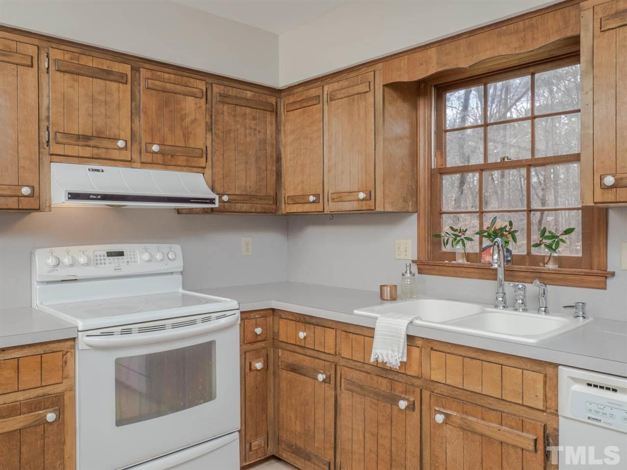8317 Druids Lane Raleigh, NC 27613 - Photo 11 of 24