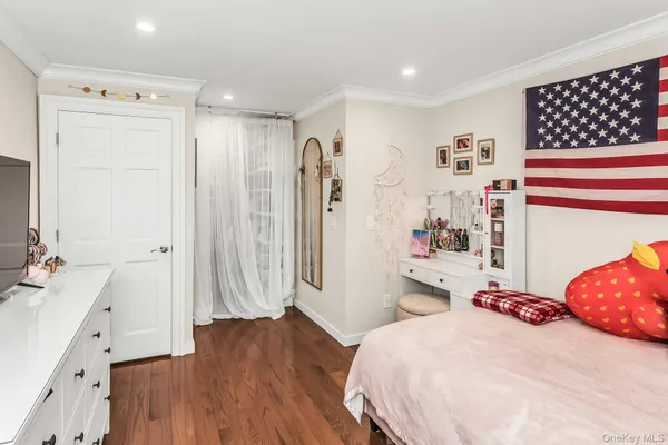 $1,888,000 | 18-08 Murray Street | Whitestone