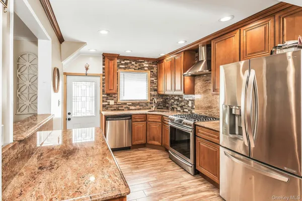 $1,888,000 | 18-08 Murray Street | Whitestone