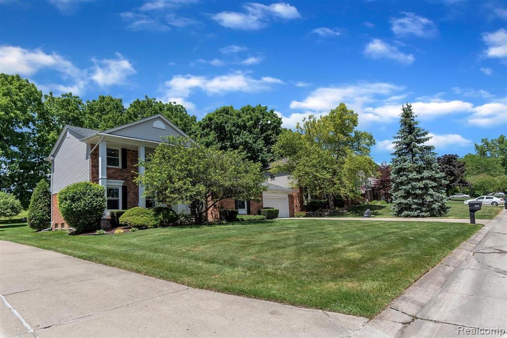 25735 Rutledge Crossing Farmington Hills, MI 48335 - Photo 47 of 53
