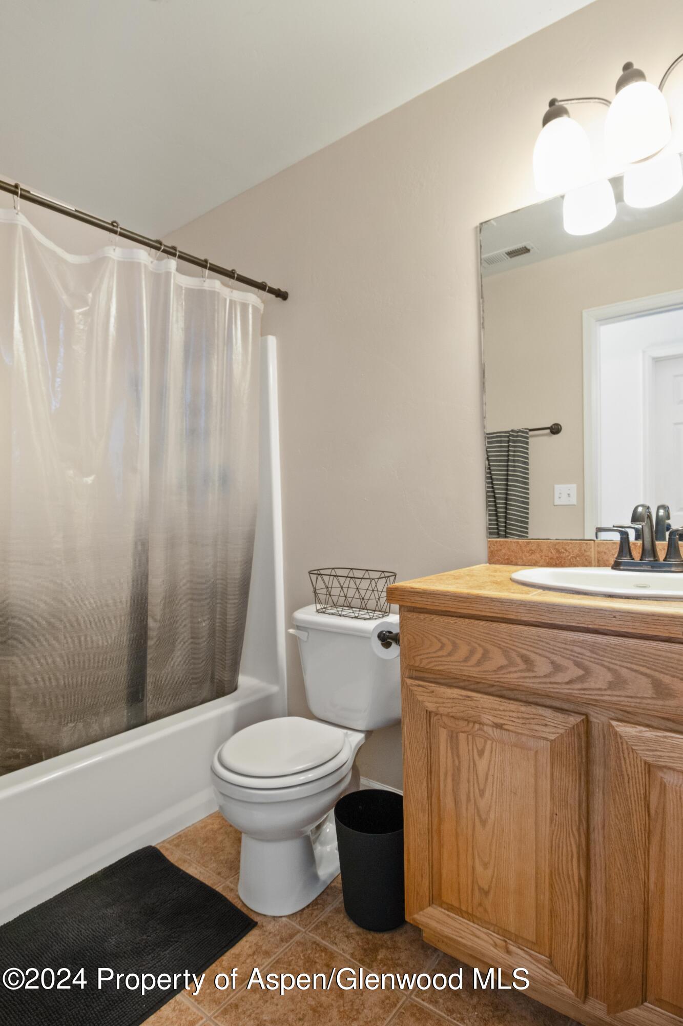 1225 East 18th Way Rifle, CO 81650 - Photo 13 of 20 bathroom 2